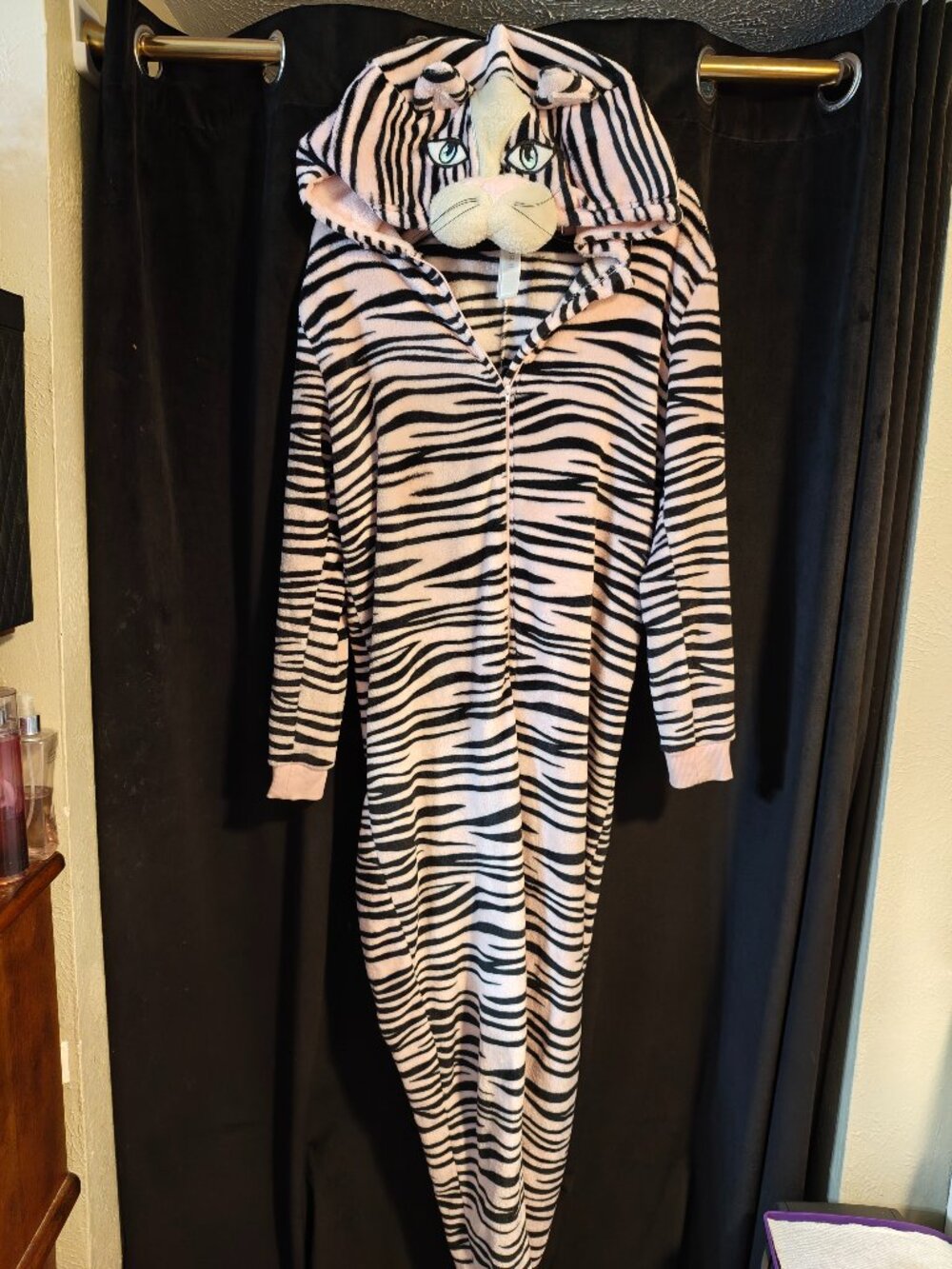 Forever 21 Onesie Pink & Black Tiger Warm Hoodie Jammies - Size L